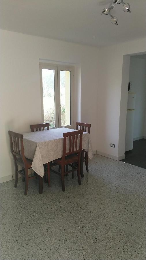 Lake Retreat - Maiella Apartment - Beautiful Lake And Mountain Views Casoli  Zewnętrze zdjęcie